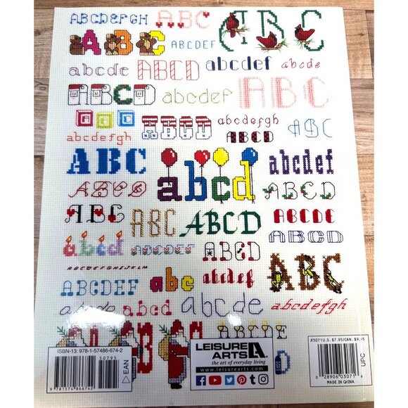 Alphabets Galore Cross Stitch Pattern Book By Leisure Arts - 136 Alphabets Inclu - Picture 2 of 4